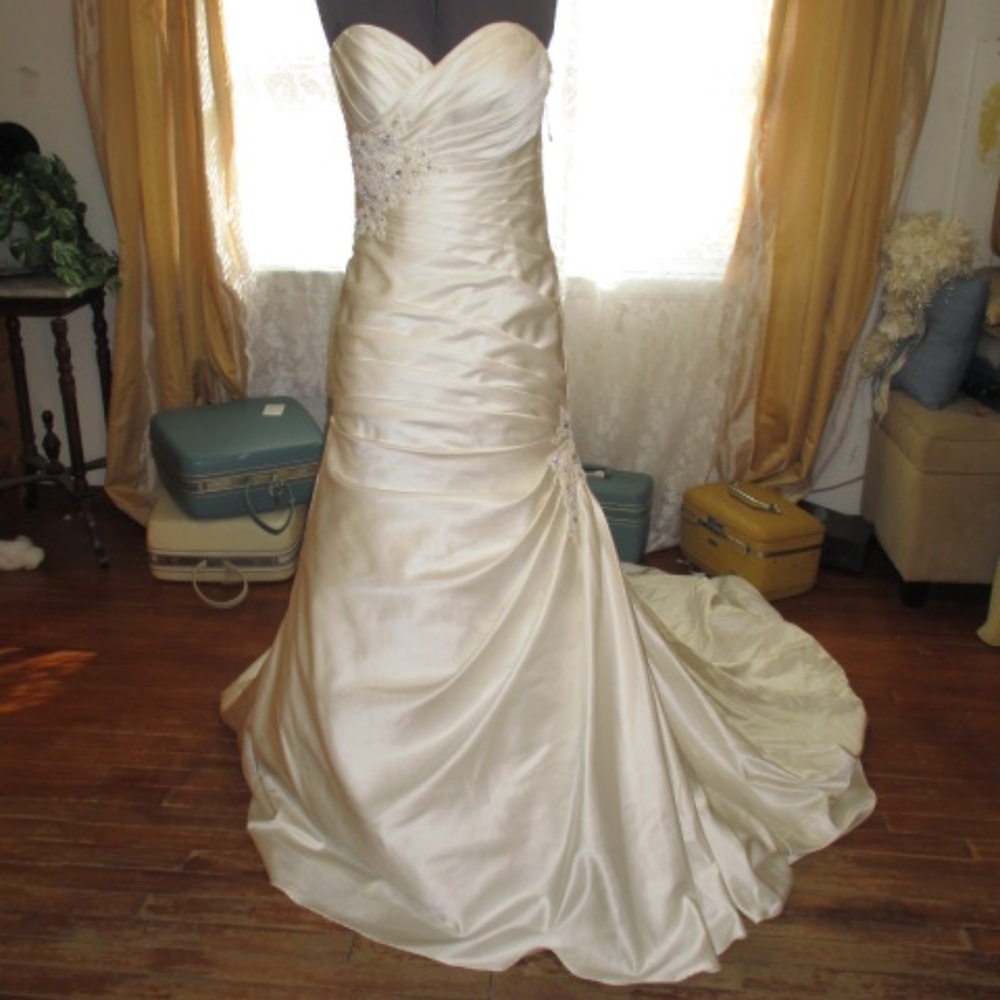 - Glamour Mermaid Trumpet Wedding Dress Gown sexy - Picture 2 of 8